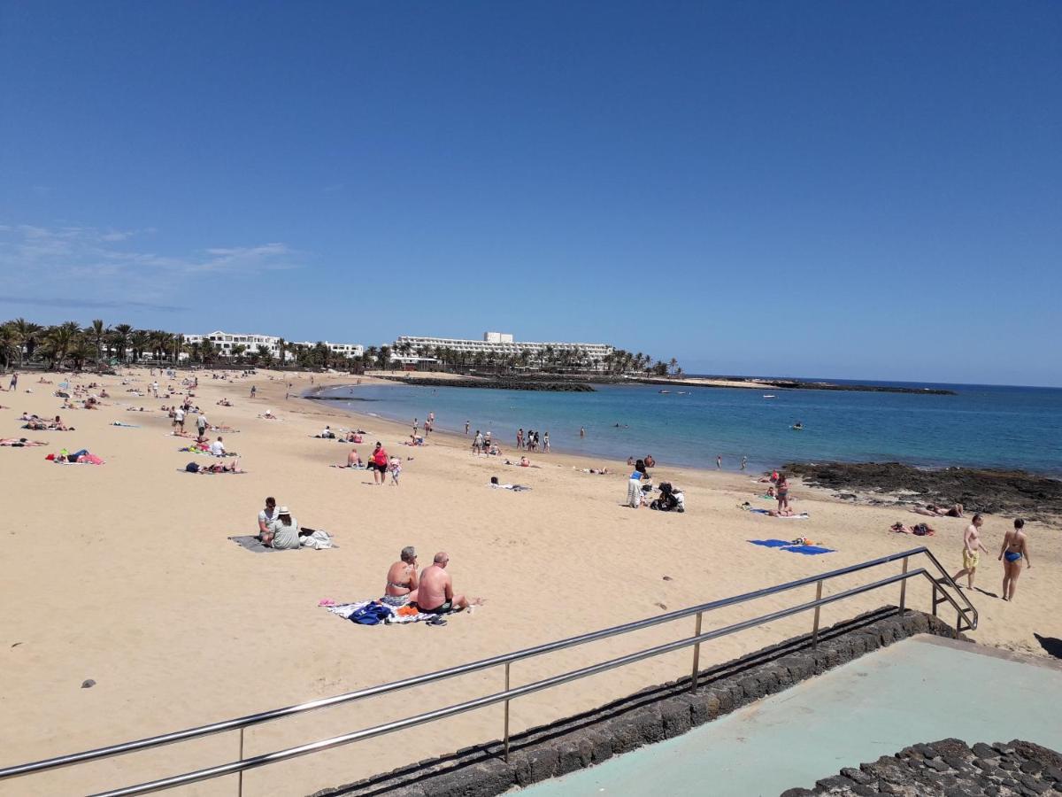 Sunny Self-Catering Apartment Costa Teguise, Lanzarote, Spain Bagian luar foto