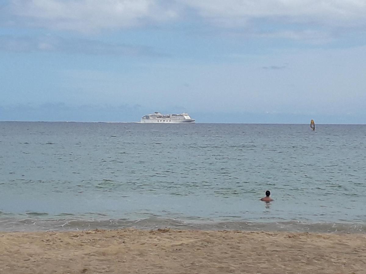 Sunny Self-Catering Apartment Costa Teguise, Lanzarote, Spain Bagian luar foto