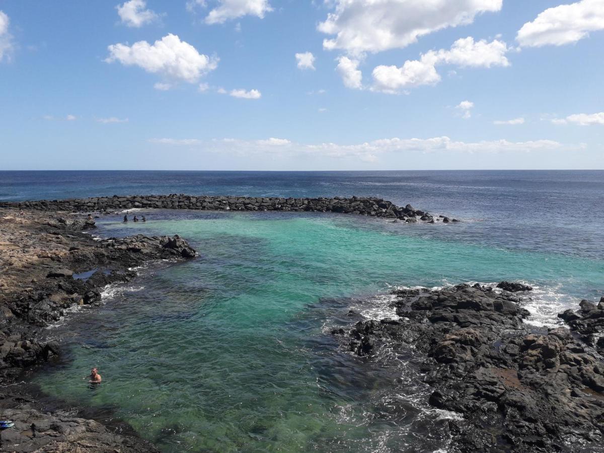 Sunny Self-Catering Apartment Costa Teguise, Lanzarote, Spain Bagian luar foto