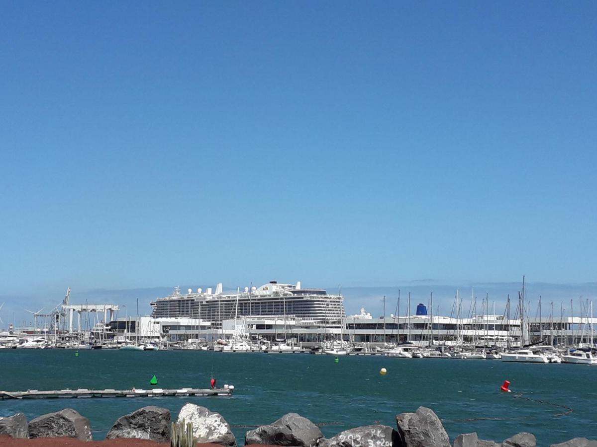Sunny Self-Catering Apartment Costa Teguise, Lanzarote, Spain Bagian luar foto