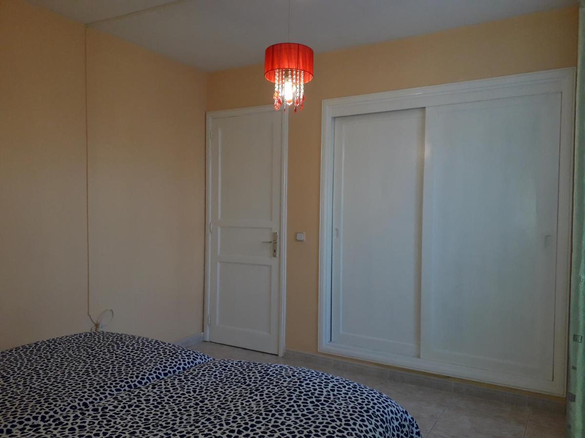 Sunny Self-Catering Apartment Costa Teguise, Lanzarote, Spain Bagian luar foto