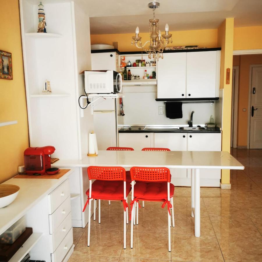 Sunny Self-Catering Apartment Costa Teguise, Lanzarote, Spain Bagian luar foto