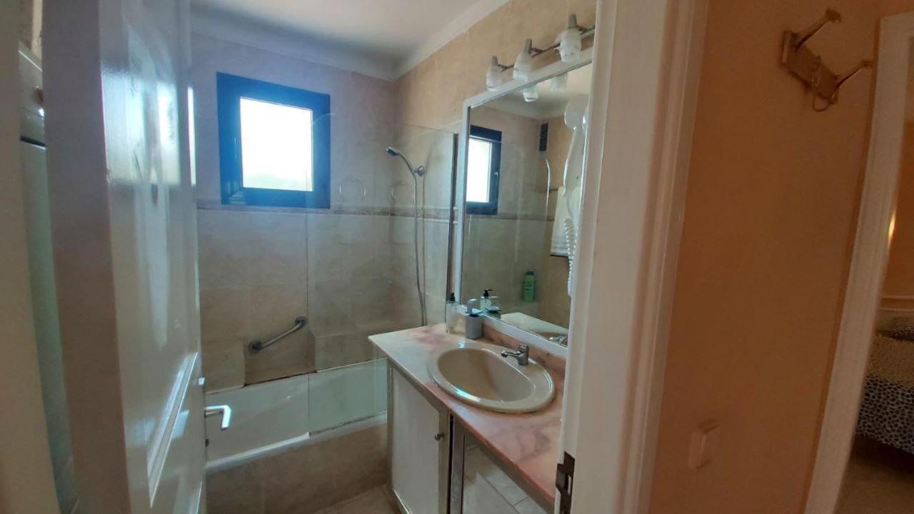 Sunny Self-Catering Apartment Costa Teguise, Lanzarote, Spain Bagian luar foto